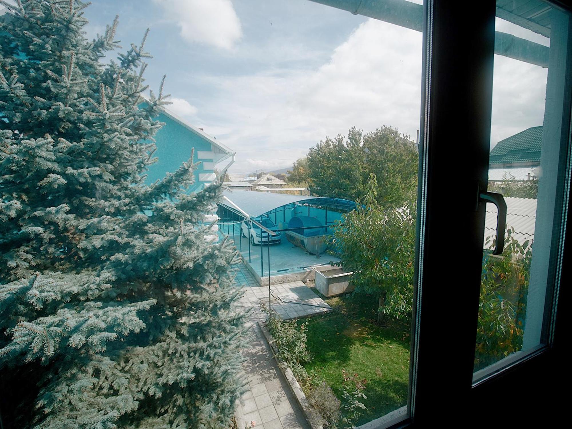 Guesthouse Alakol Karakol Exterior foto